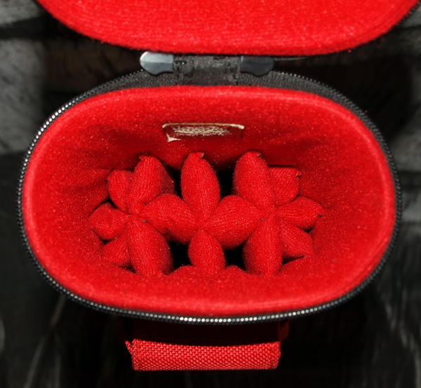 rg4x8red-q-interior.jpg