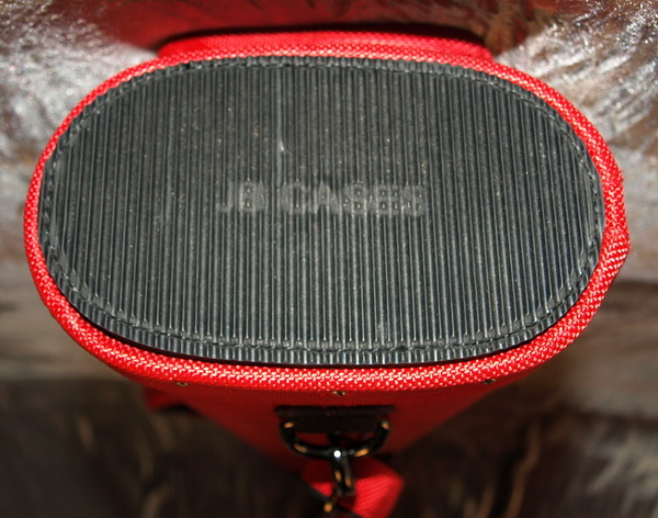 rg4x8red-s-bottom.jpg